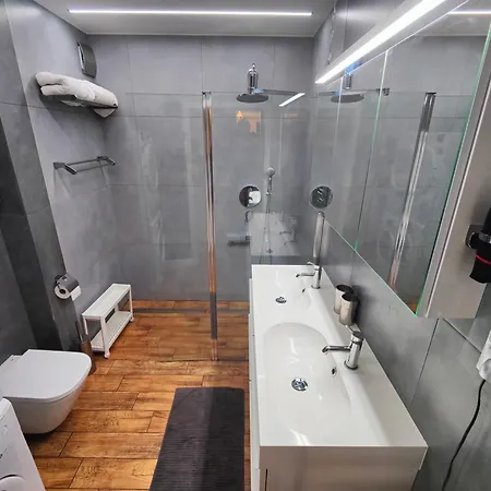 Hall Bliss - Premium Z Balkonem I Widokiem Na Ratusz Apartment