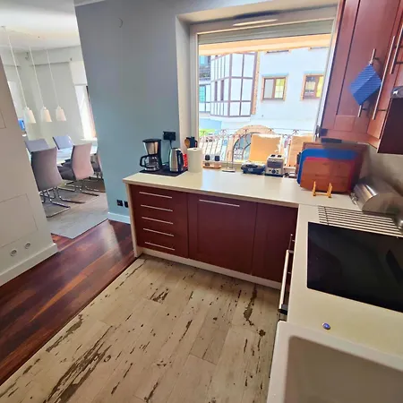 Hall Bliss - Premium Z Balkonem I Widokiem Na Ratusz