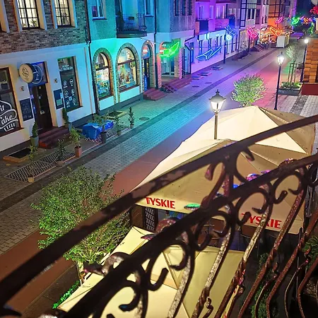 Hall Bliss - Premium Z Balkonem I Widokiem Na Ratusz Апартаменти Колобжег