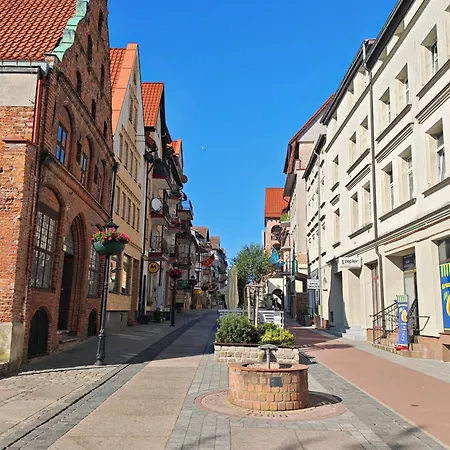 Hall Bliss - Premium Z Balkonem I Widokiem Na Ratusz *
