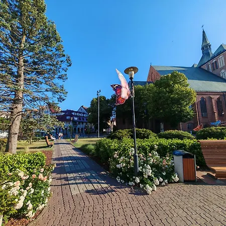 Hall Bliss - Premium Z Balkonem I Widokiem Na Ratusz * Колобжег