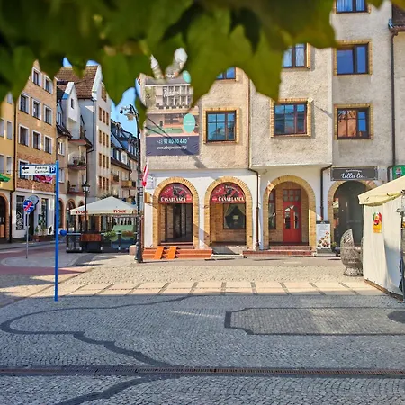 Hall Bliss - Premium Z Balkonem I Widokiem Na Ratusz * Колобжег