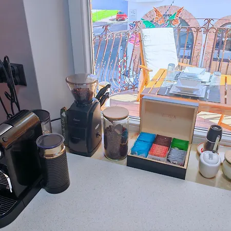 Hall Bliss - Premium Z Balkonem I Widokiem Na Ratusz Апартаменти